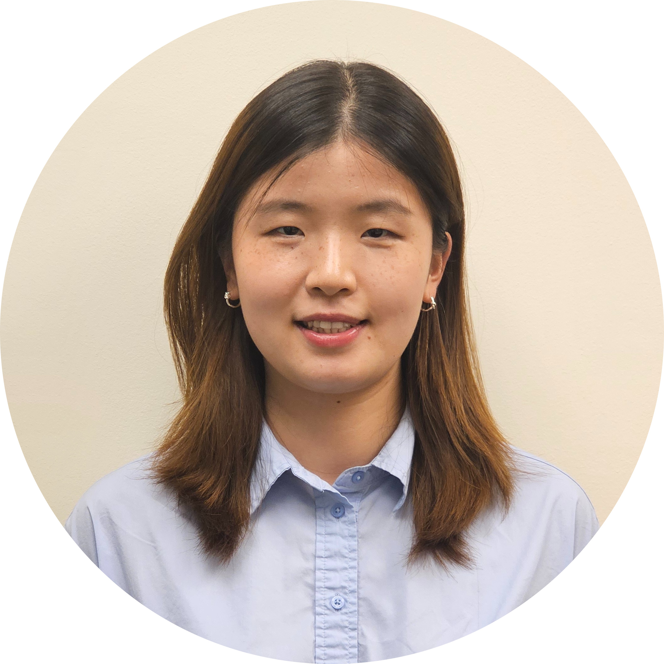 Lucia Qin - Policy Analyst